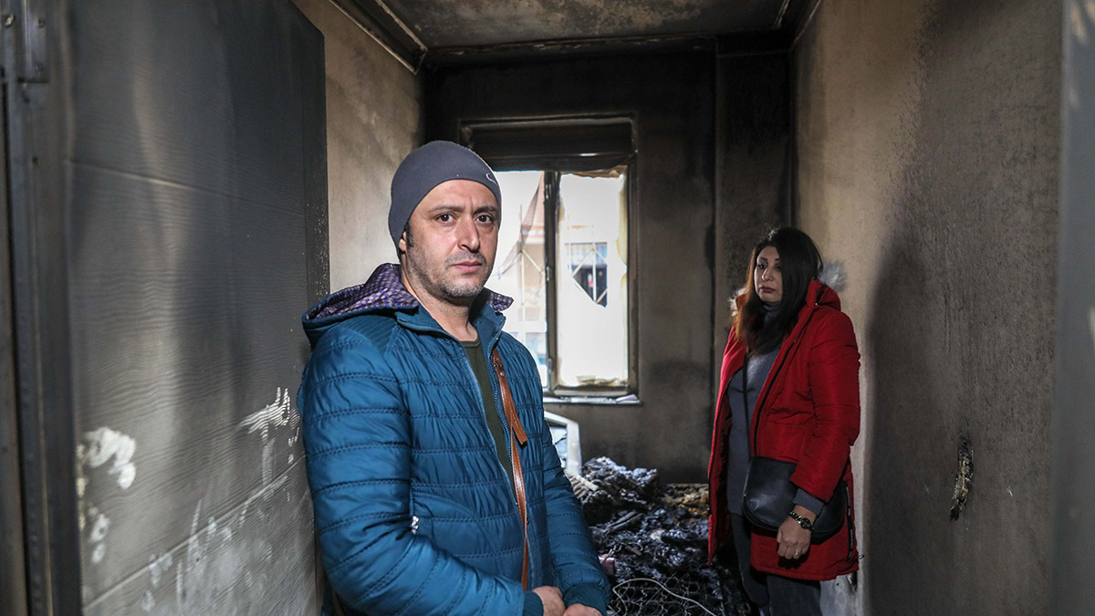 Ameliyat paraları yangında kül oldu