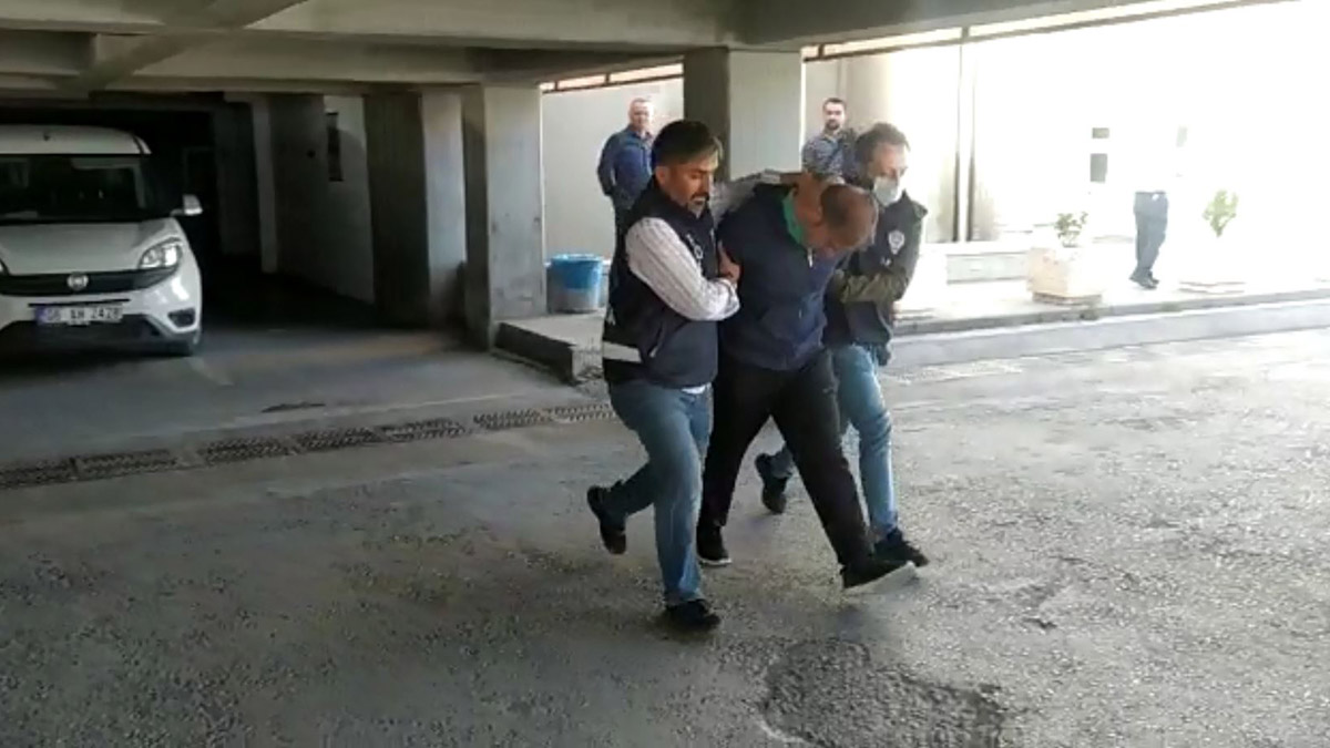 Ankara'da firari FETÖ üyelerine operasyon