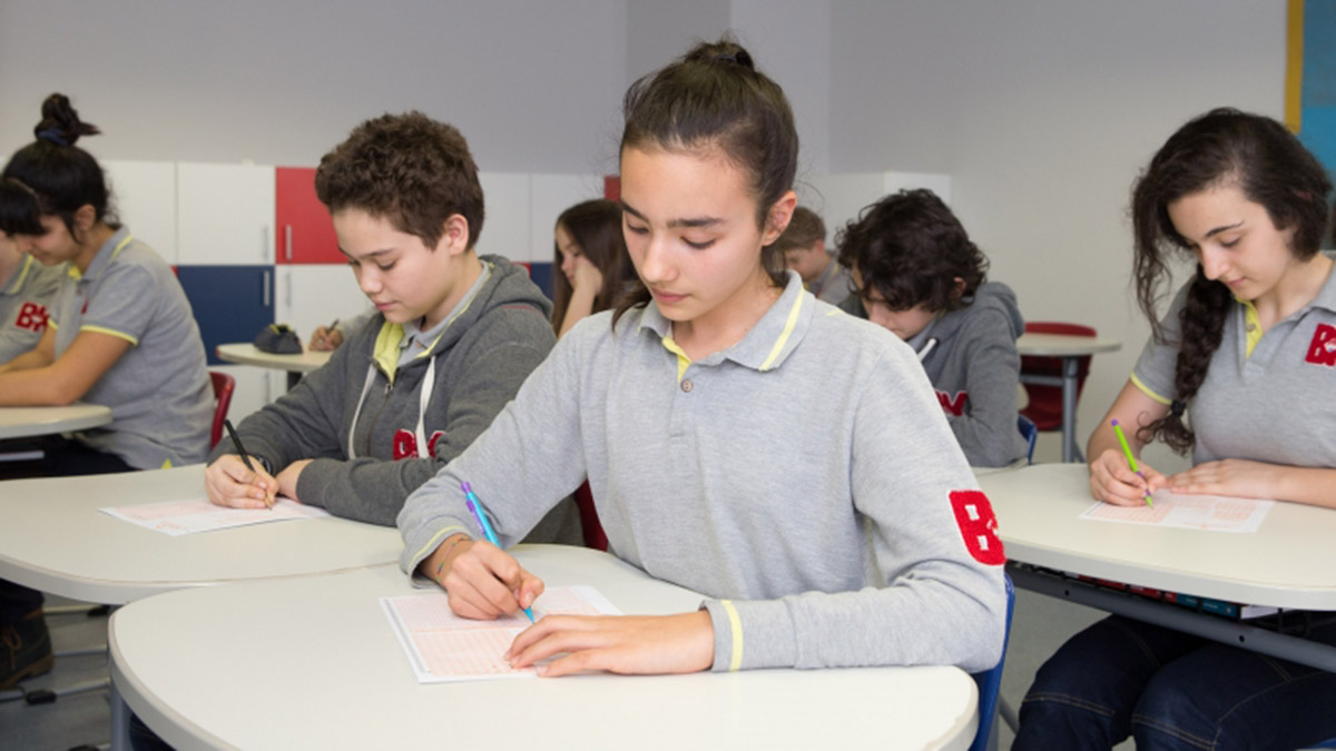 Bahçeşehir Koleji okula kabul sınavları başladı