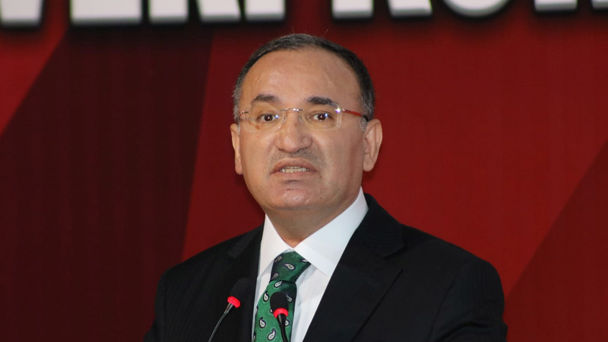 Bakan Bozdağ: İftira eden cezasını göze alsın
