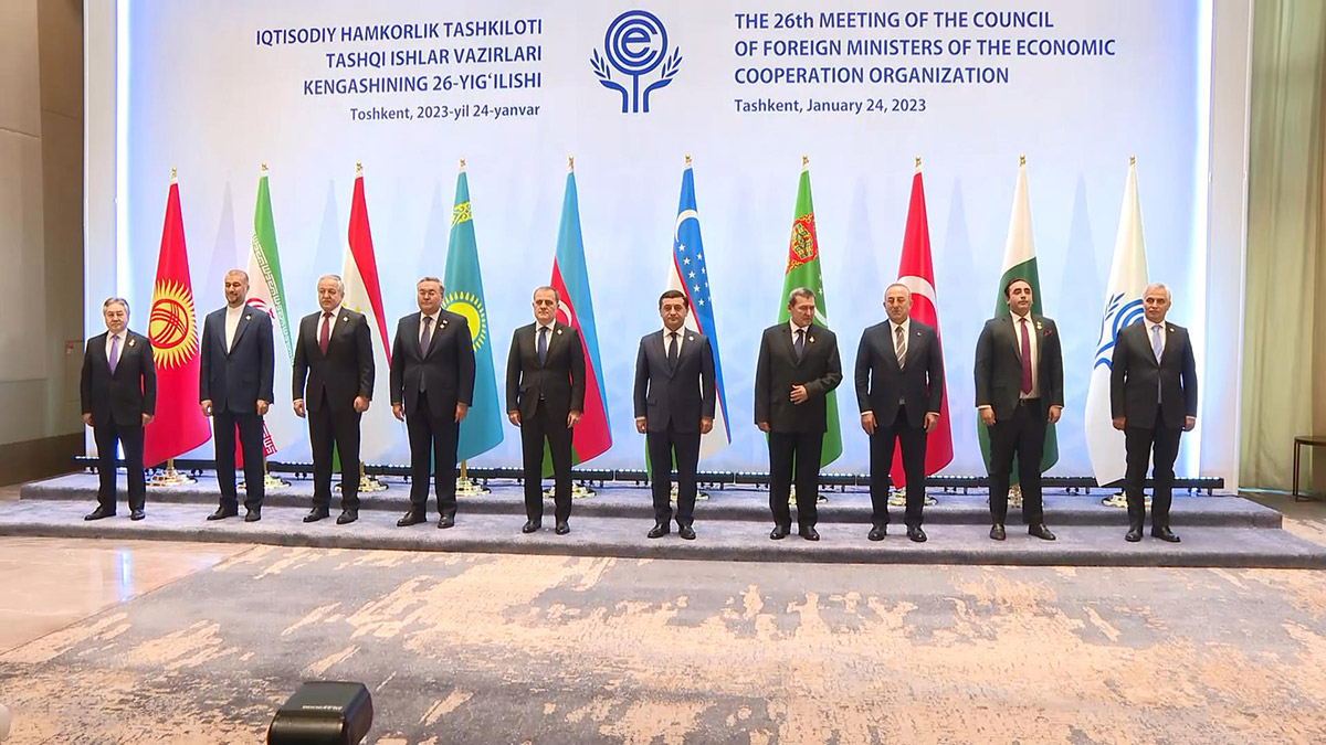 Bakan Çavuşoğlu, eit bakanlar konseyi'ne katıldı