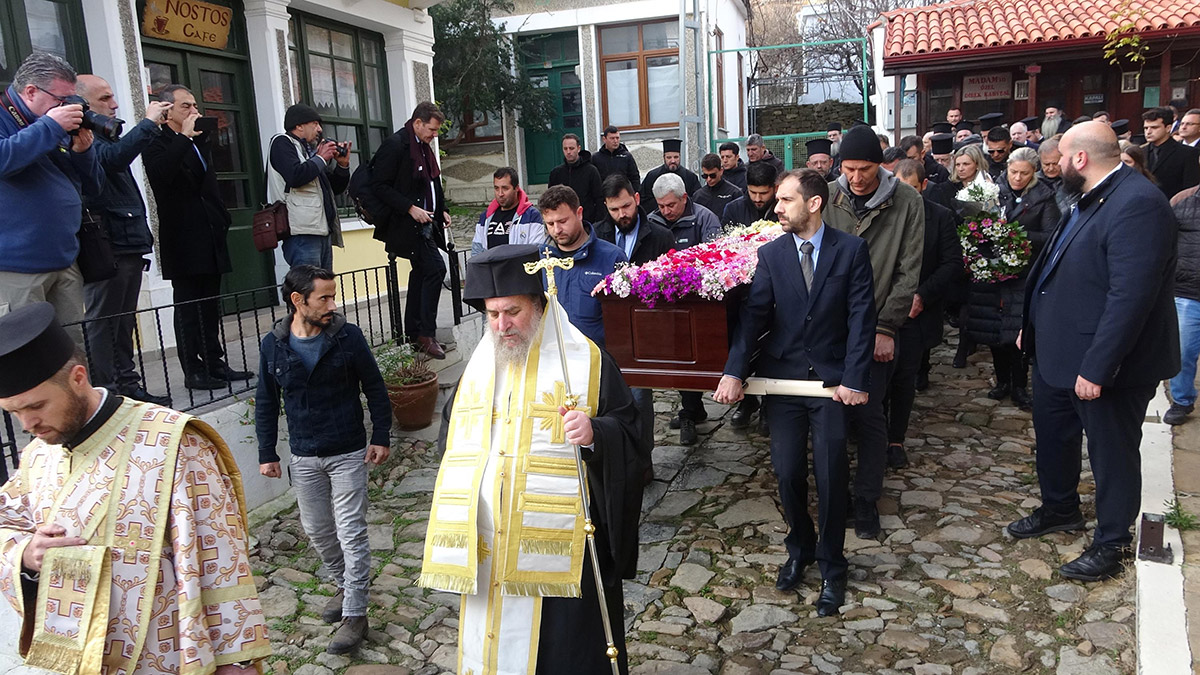 Bartholomeos'un ablası Gökçeda'da toprağa verildi