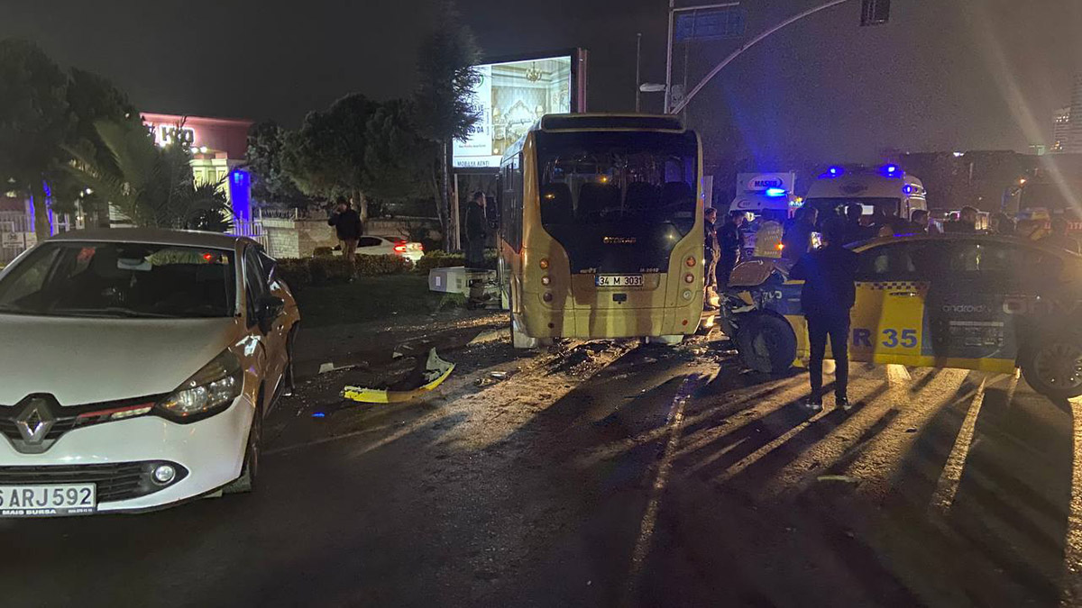 Başakşehir'de kaza: 4 yaralı 