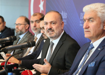 Batı Akdeniz ihracatı 2,5 milyar doları aştı