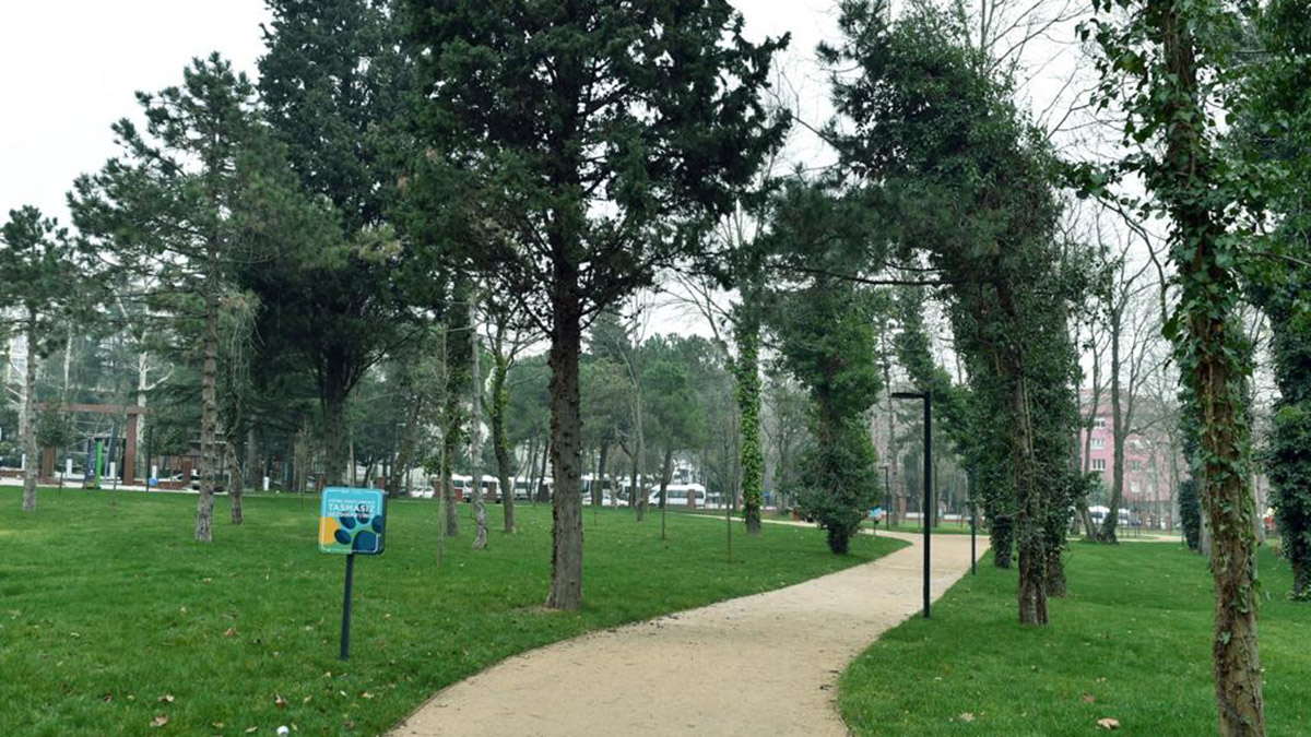 Beşiktaş'ta Konaklar Kent Parkı hizmete açıldı