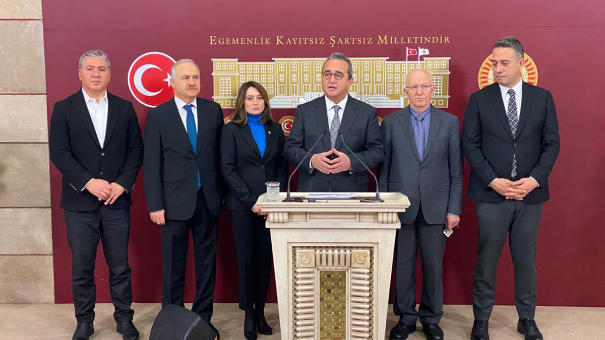 CHP ve İYİ Parti başörtüsü teklifine destek vermeyecek