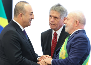 Çavuşoğlu Brezilya'da temaslarına devam etti