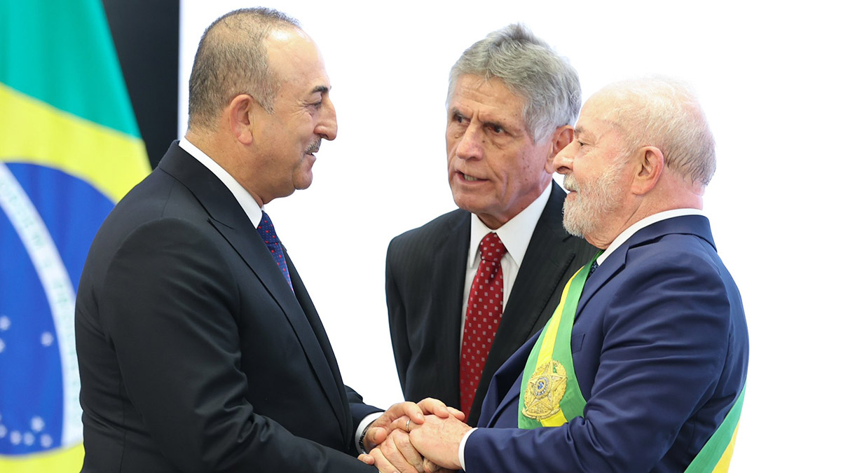 Çavuşoğlu Brezilya'da temaslarına devam etti