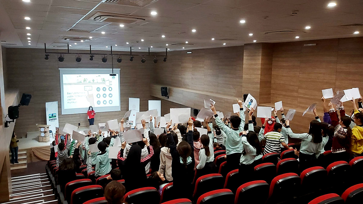 Çocuklara 'Enerji Okuryazarlığı' eğitimi verildi