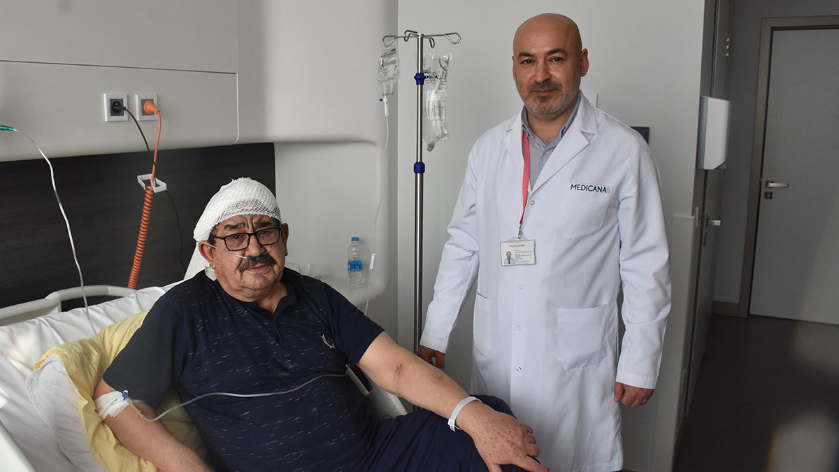 'Delirten hastalık' yüzünden 28 dişini çektirdi