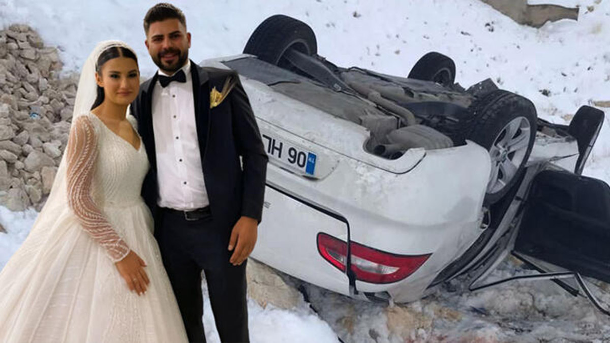 Düğün dönüşü kaza; 1 ölü, 3 yaralı