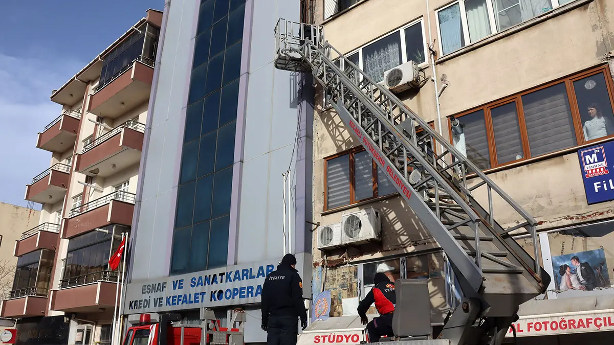 Edirnede lodos bina kaplamalarini ucurdue - yaşam - haberton