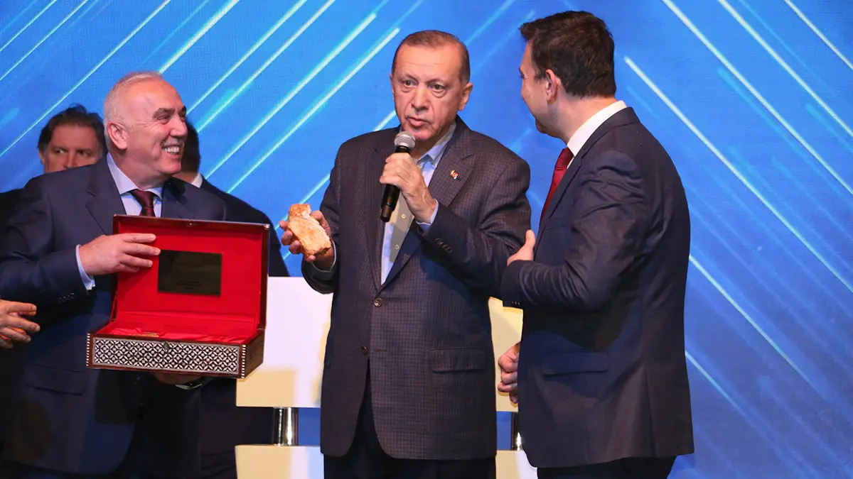 Erdogan sogut altin arama tesislerini actiss - politika - haberton