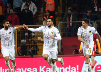 Galatasaray'dan stopere Mehmet Yeşil