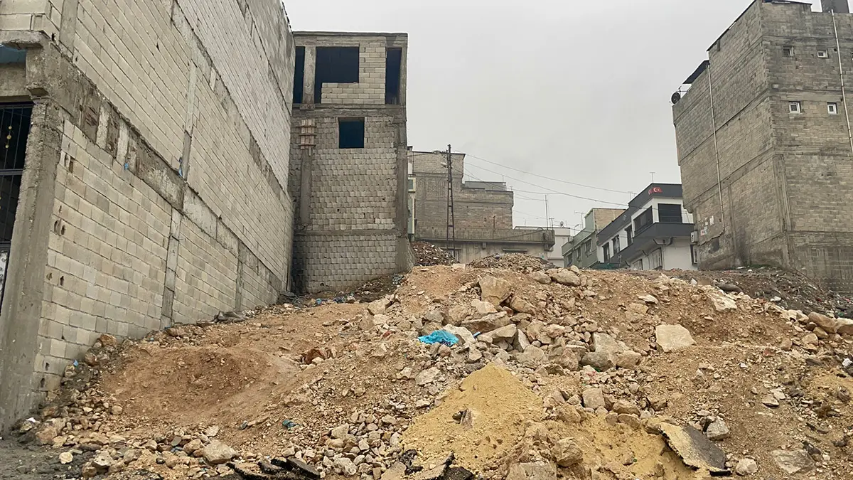 Gaziantep'te boş arazide kız çocuğu cesedi bulundu