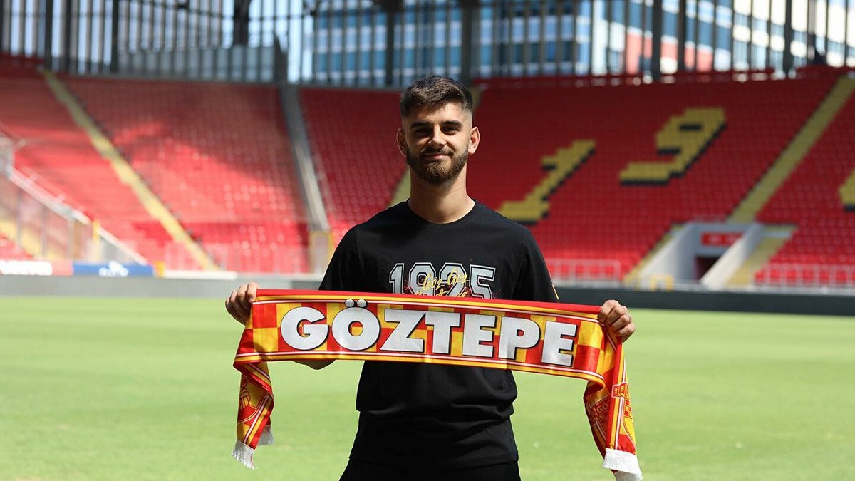 Göztepe'de Hasic ve Mesut takımdan ayrıldı