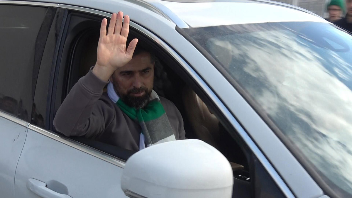 İlhan Palut'a taraftarlardan coşkulu uğurlama