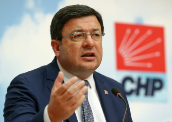 İmamoğlu'nun haysiyet davasını birlikte yürütüyoruz