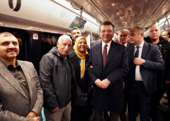 İstanbul'a 2 yeni metro hattı hizmete girdi