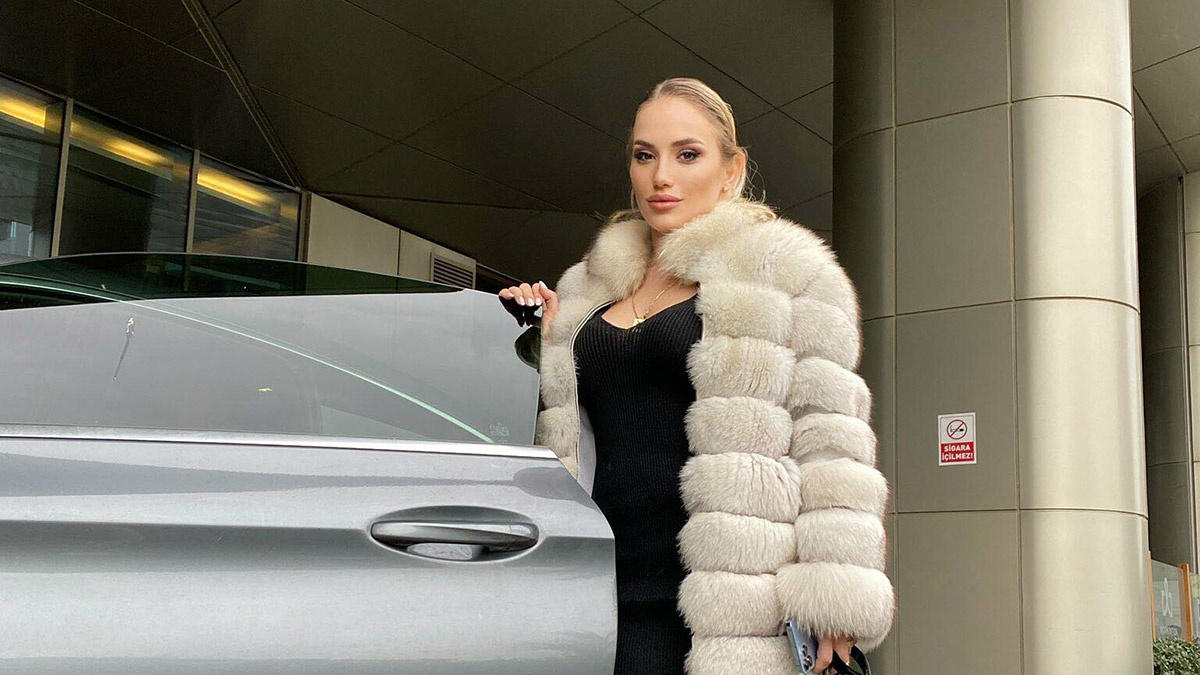 İzmir Barosu’na kayıtlı avukat Elif Akar tutuklandı