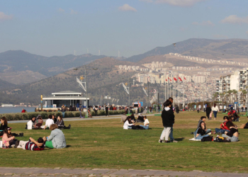 İzmir'de 'çok şiddetli kuraklık' meteoroloji haritasında