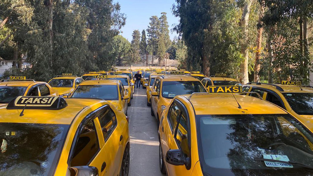 İzmir'de taksilerde indi-bindi ücreti 30 TL oldu