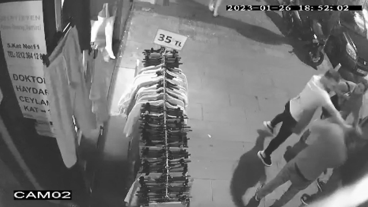 Kağıthane'de taciz iddiasına esnaf dayağı 