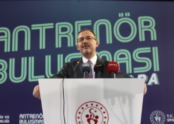 Kasapoğlu, Antrenör Buluşması programında konuştu