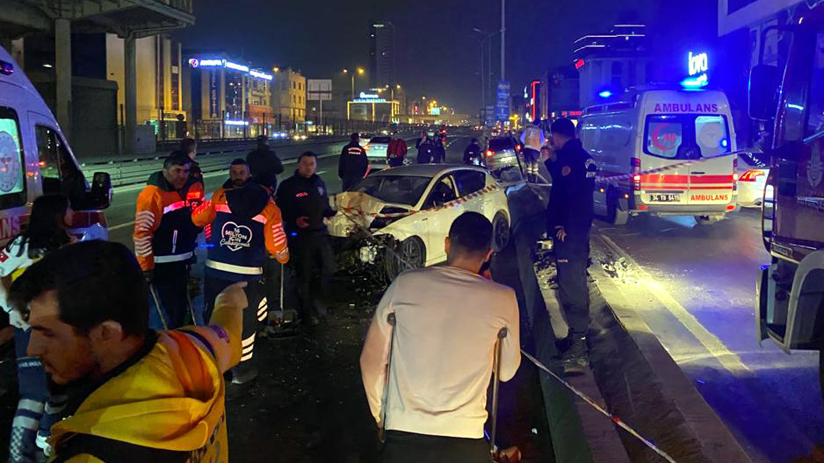 Kaza sonrası sağlık görevlileri saldırıya uğradı