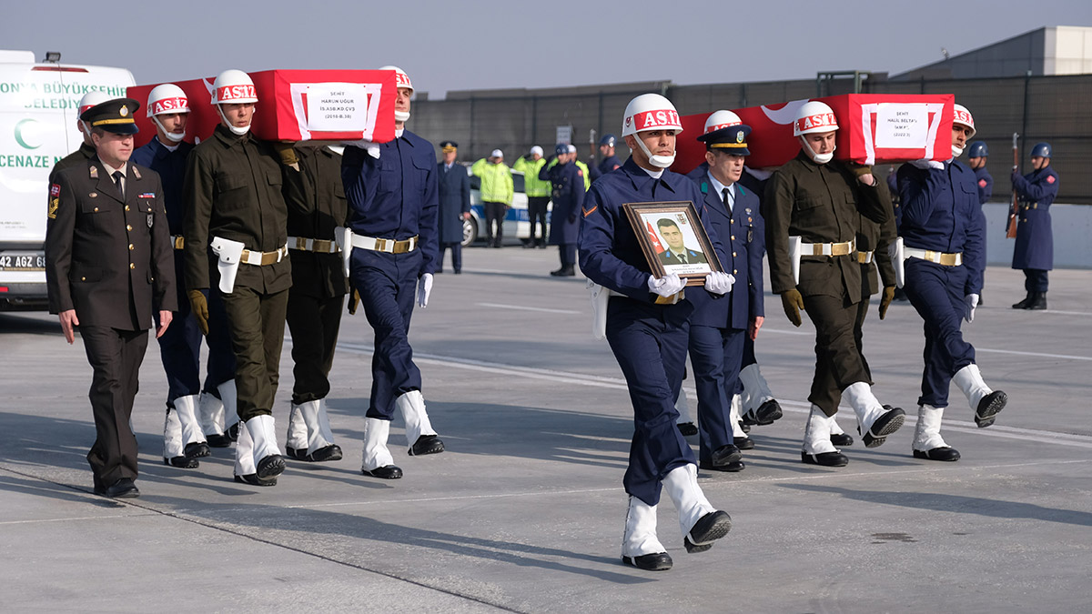 Kazada şehit olan 2 asker için uğurlama töreni