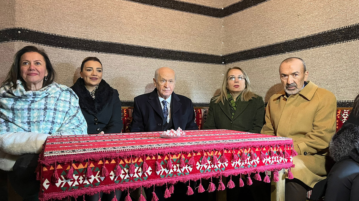 MHP'den Kızılcahamam'da seçim kampı