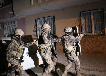 Mersin'de şafak vakti operasyonu