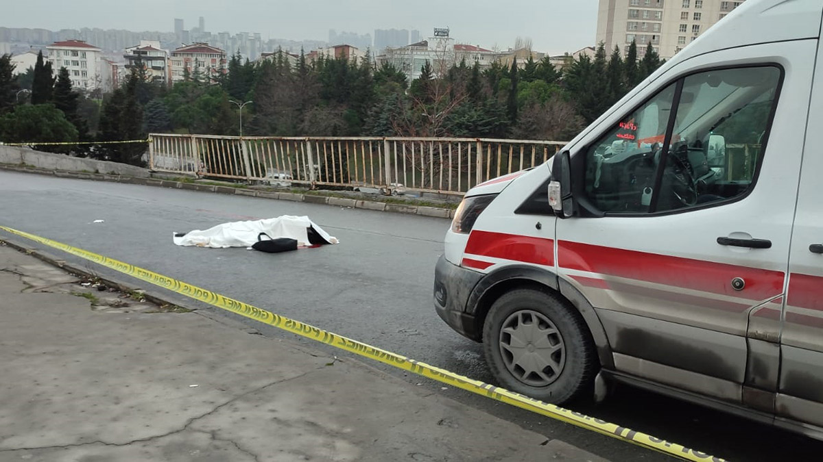 Minibüsün çarptığı genç kız hayatını kaybetti 