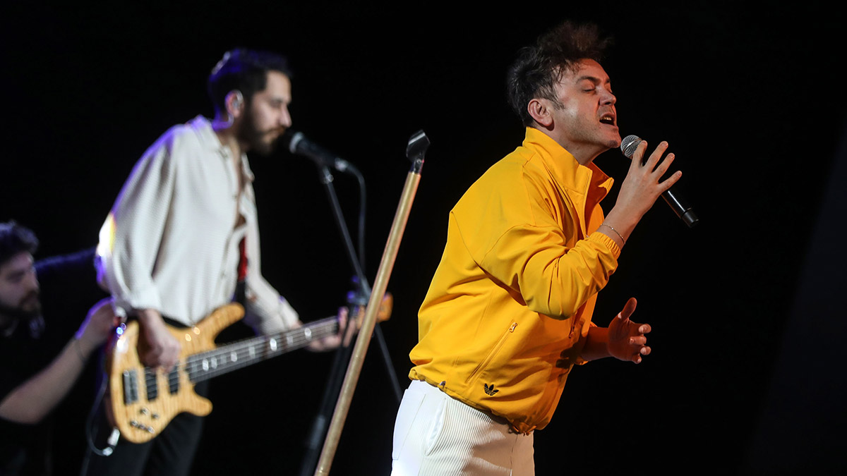 Nazım’da 33. yıla özel Zakkum konseri