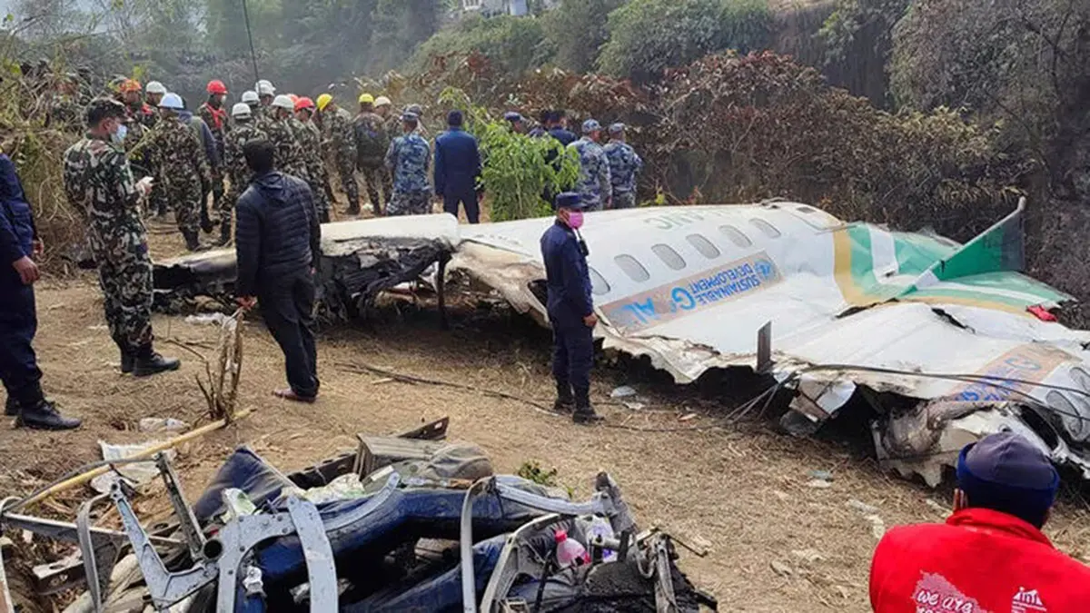 Nepal'deki uçak kazasında 70 kişinin cesedine ulaşıldı