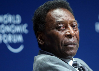 Pele cenaze töreni ile son yolculuğuna uğurlanıyor
