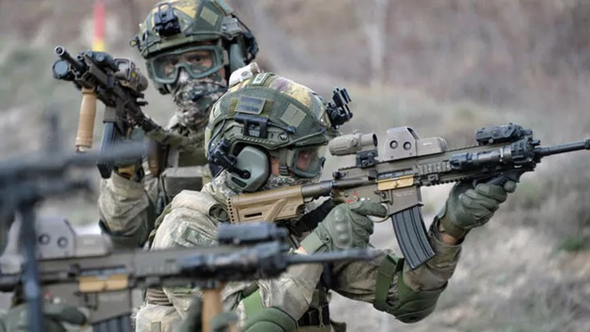 Saldırı girişiminde bulunan 12 PKK'lı öldürüldü