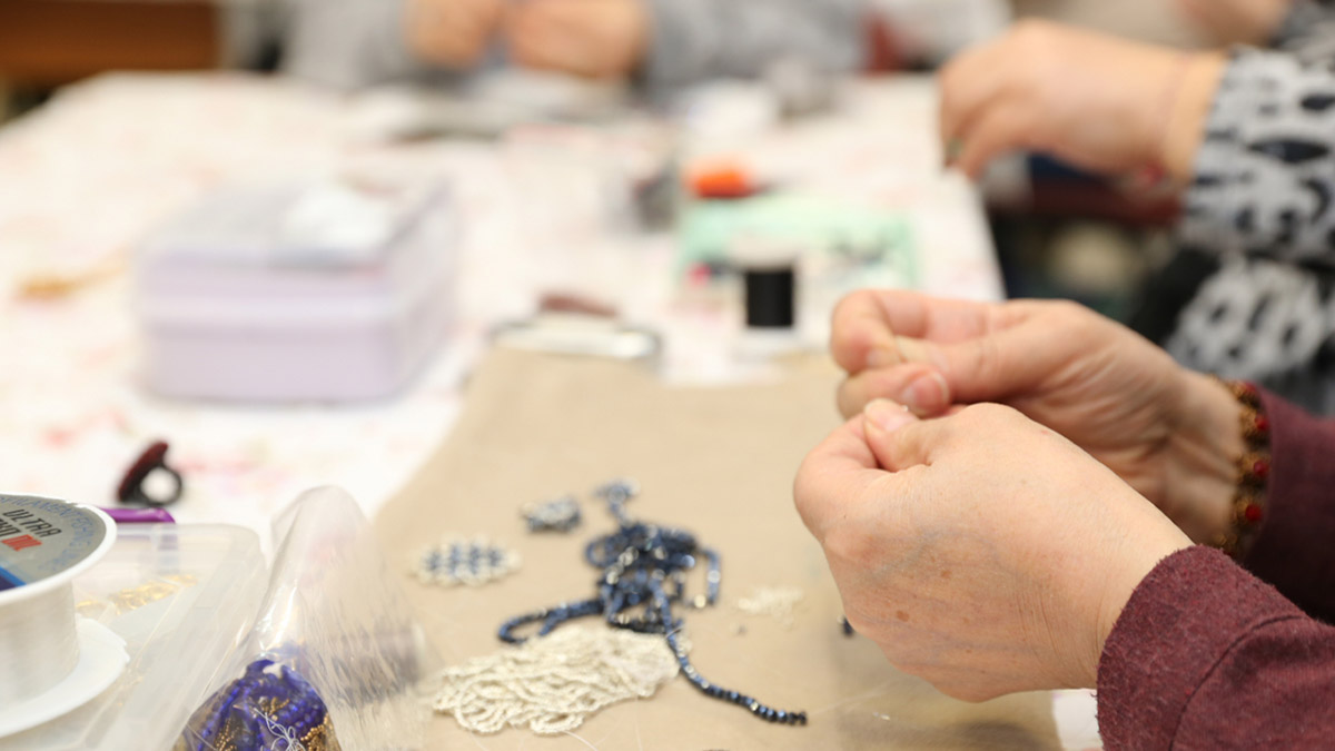 Sanat ve meslek edindirme kursları devam ediyor