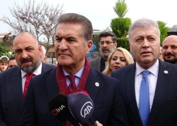 Sarıgül: Amerika Türkiye'yi kıskanıyor