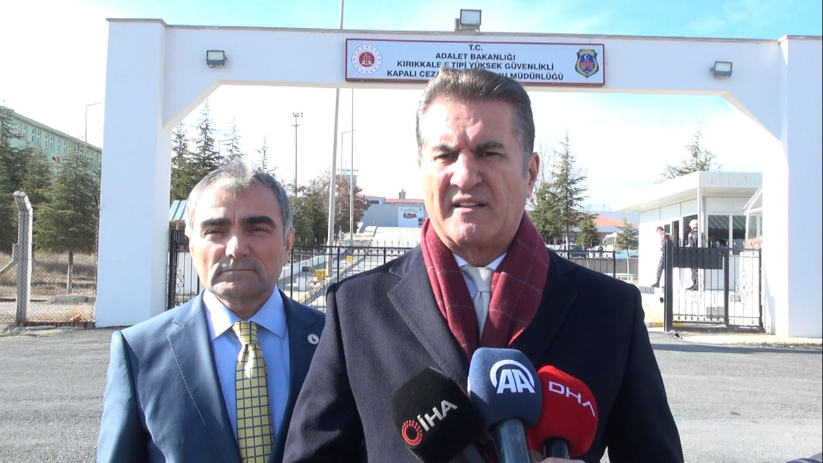 Savunma sanayisine dil uzatılmasını doğru bulmam