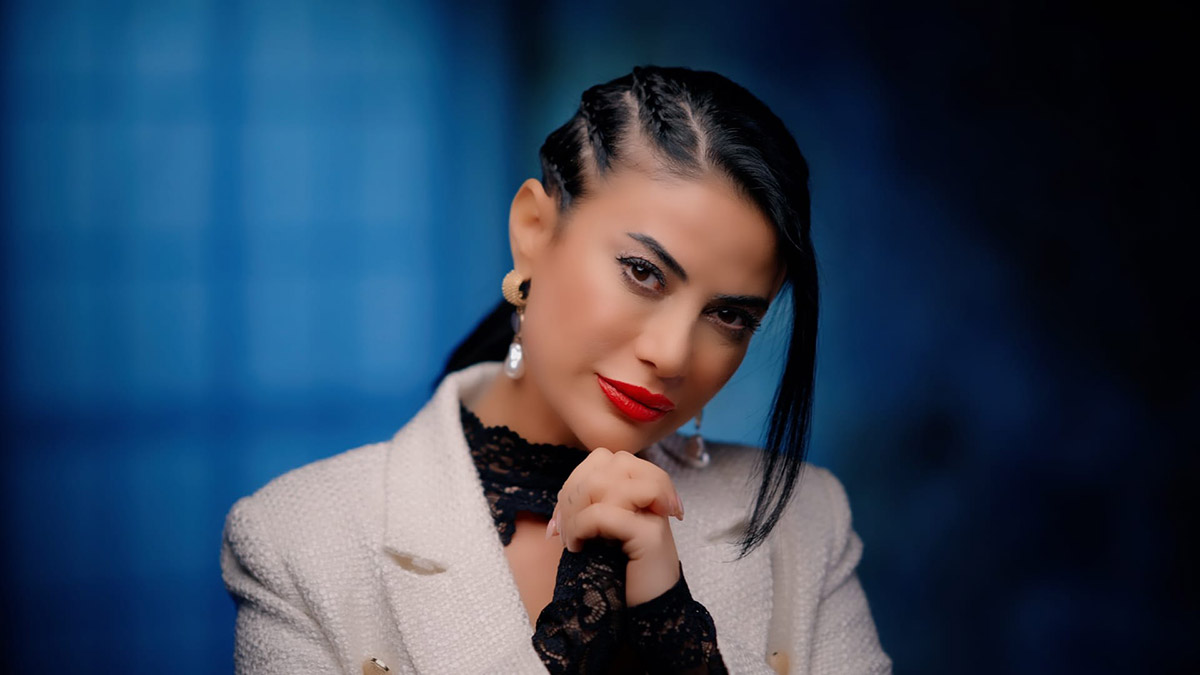 Sevilay Ekinci'nin 'Yare Yare' isimli şarkısı çıktı