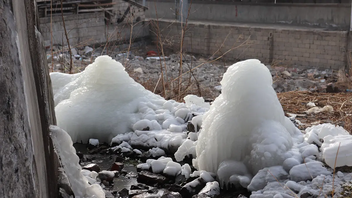 Sibirya soguklarinin etkili oldugu agri buz kestia - yerel haberler - haberton