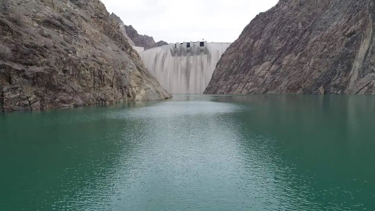 Suların yükseldiği yusufeli barajı'nda göç hızlandı