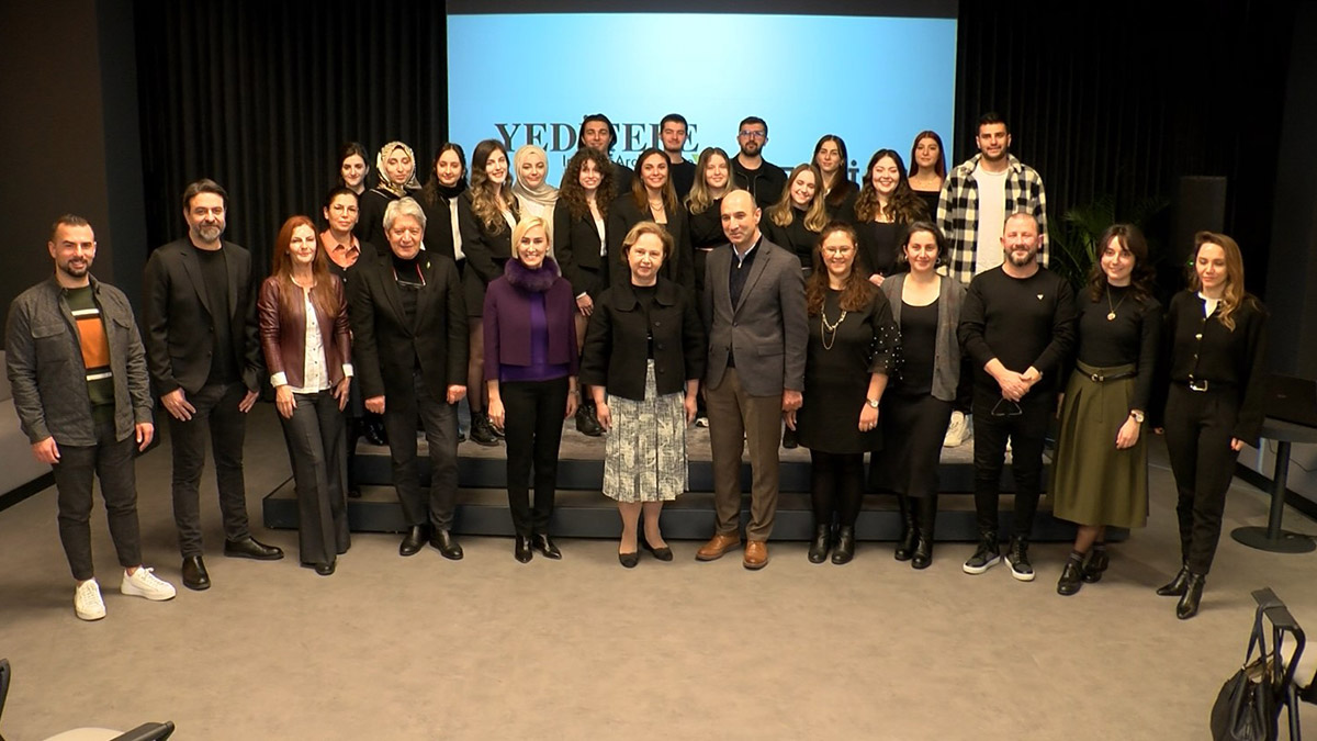 Tasarım atölyesinin iç mimar adayları sertifika aldı