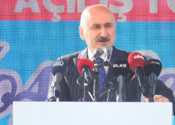 Tatil planı yapacaklarına keşke metro planı yapsalar