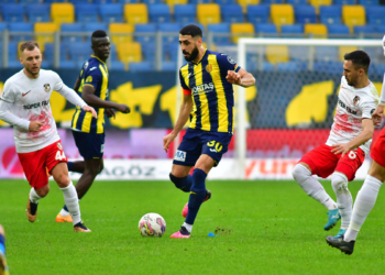 Tolga Ciğerci, Hertha Berlin'e transfer oldu