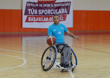 Trafik kazası sonrası basketbol ile hayata sarıldı