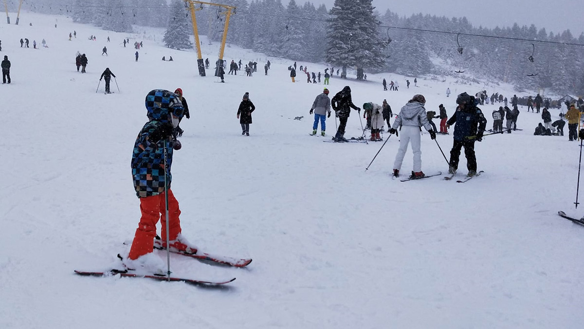 Uludağ'da kar kalınlığı 30 santimetreyi aştı