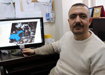 Van Gölü havzasının korkutan uydu görüntüsü