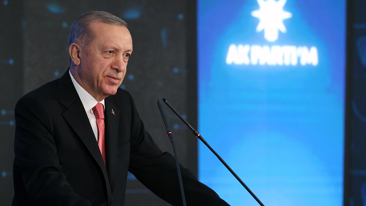 Yarın seçim olacakmış gibi çalışıyoruz